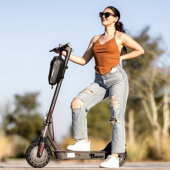 Hiboy Waterproof and Stable Handlebar Bag for Electric Scooter/Electric Bike - Picture 7 of 7